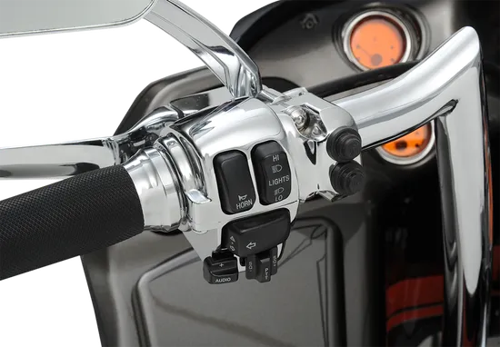 DS Chrome Handlebar Cruise Radio Switch Housing Kit