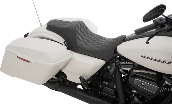 DS Black Vinyl Double Diamond Predator III 2 Up Seat