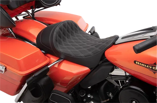 DS Black Vinyl Silver Diamond Stitch Forward Low Solo Seat