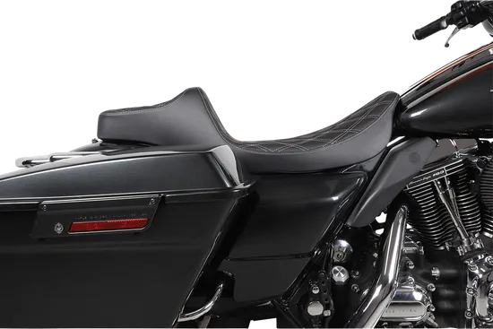 DS Black Vinyl Silver Diamond Stitch Predator III Seat