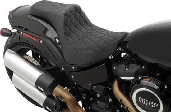 DS Black Vinyl Double Diamond Stitch Predator III 2 Up Seat