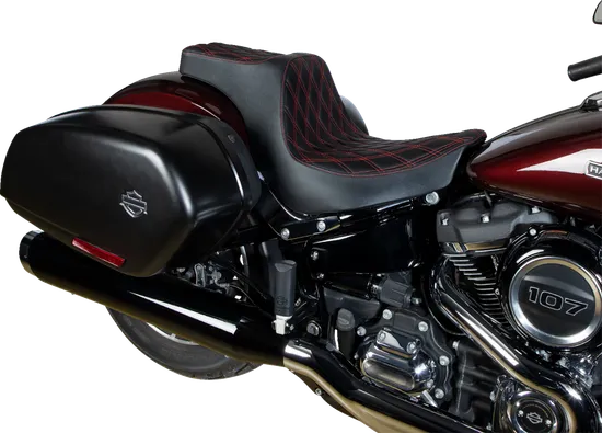 DS Black Predator III Red Double Diamond Stitch 1pc Seat