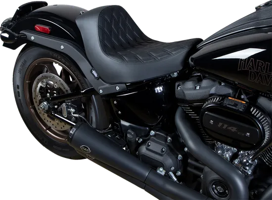 DS Black Predator Double Diamond Stitch Solo Seat