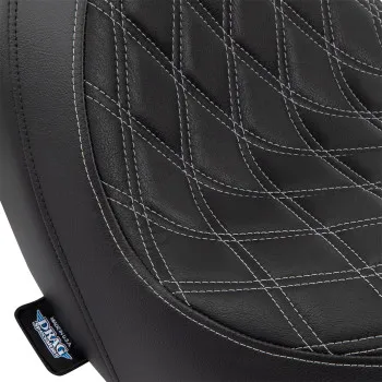 DS Black Predator Silver Double Diamond Stitch 1pc Seat