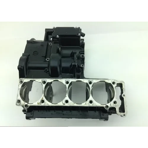 Engine Left Right Center Cases 1999 Kawasaki Concours 1000 ZG1000A 1163 11