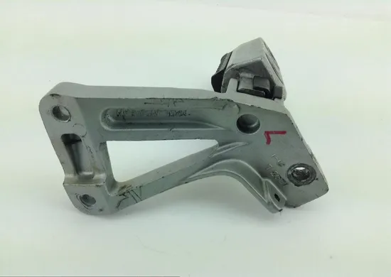 Left Rear Back Passenger Peg Bracket Side 1999 Kawasaki Concours 1000 1163