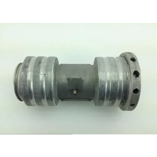 Lonestar Rear Wheel Axle Bearing Carrier 2000 Honda 7