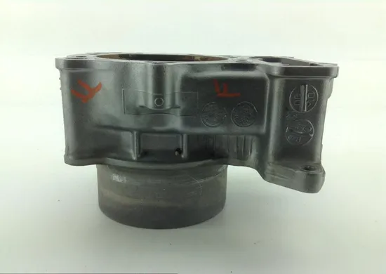 Engine Cylinder Jug W Piston Front 2007 Suzuki Vstrom 1000 DL1000 1172