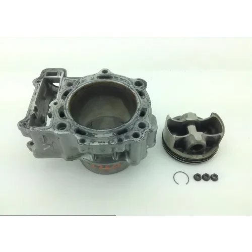 Engine Cylinder Jug W Piston Rear 2007 Suzuki Vstrom 1000 DL1000 1172 3