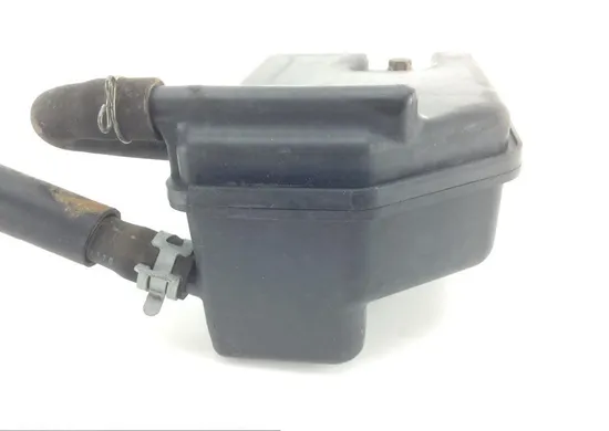 Engine Oil Breather Vent Box 2003 Suzuki Vinson 500 LTA500F 4x4 Auto 1198