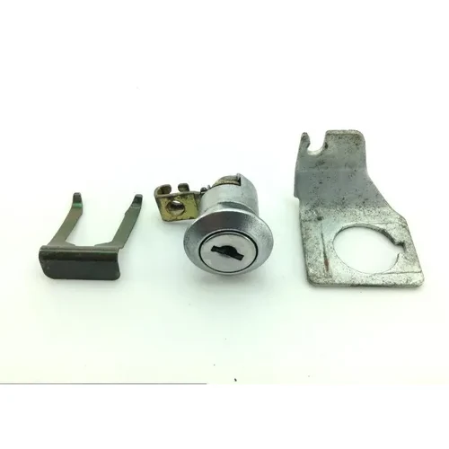 Lockset Ignition Trunk Tank Gas Cap Key 2006 Suzuki GSXR750 1257 x 7