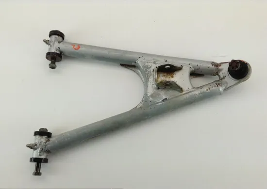 Right Lower A-Arm 2001 Yamaha Raptor 660R YFM660R 1261A PARTS