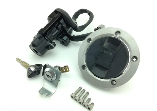 Lockset Ignition Trunk Tank Gas Cap Key 2006 Suzuki GSXR750 1286 x