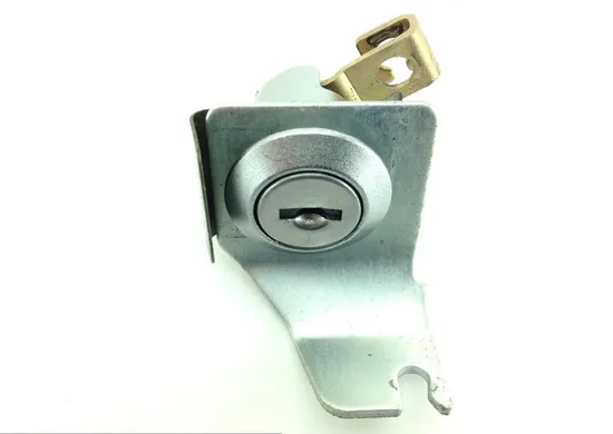 Lockset Ignition Trunk Tank Gas Cap Key 2006 Suzuki GSXR750 1286 x