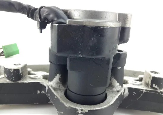 Lockset Ignition Trunk Tank Gas Cap Key 1990 Suzuki GSXR1100 1300 x