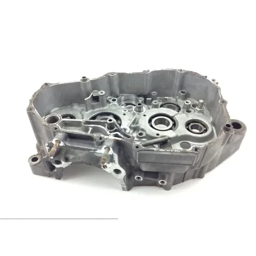 Engine Right Center Case 2004 Suzuki Quadsport Z400 LTZ400 2x4 1302 3