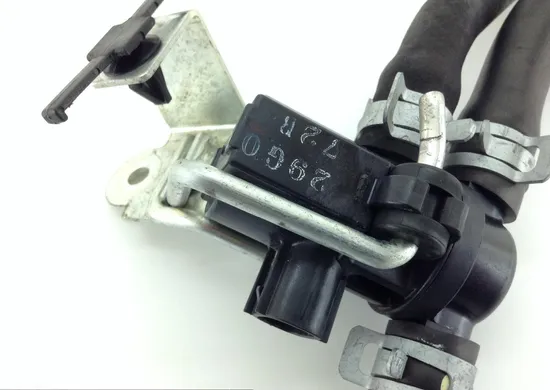 Air Valve Solenoid 2007 Suzuki GSXR600 1313