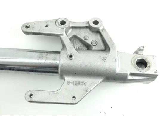 Front Forks Tubes Legs 2005 Suzuki Boulevard C50T 1324 x