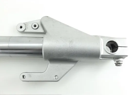 Front Forks Tubes Legs 2005 Suzuki Boulevard C50T 1324 x