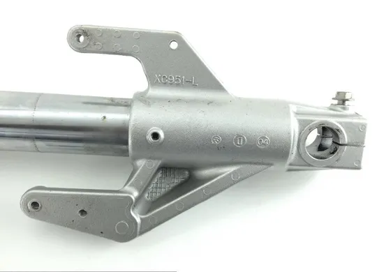 Front Forks Tubes Legs 2005 Suzuki Boulevard C50T 1324 x