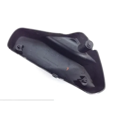 Right Side Cover 2005 Suzuki Boulevard C50T 1324 x 6