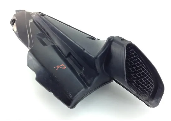 Left Right Ram Air Intake Duct Tubes 2006 Suzuki GSXR750 1341 5