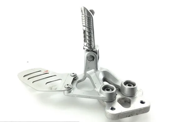 Left Side Rearset Bracket 2006 Suzuki GSXR750 1341