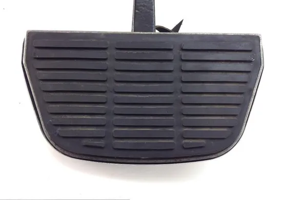 Left Driver Floorboard 1988 Harley-Davidson Electra Glide FLHT 1381 x