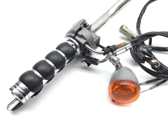Handle Bars With Switches Harley-Davidson Rocker 2008 1383 x 10