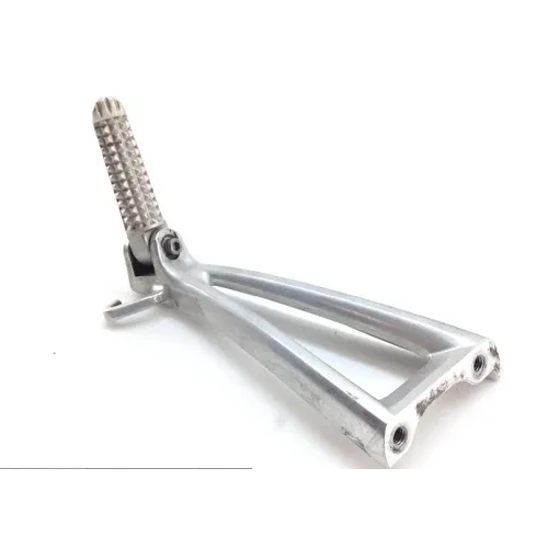 Left Rear Back Passenger Peg Bracket Side 2003 Yamaha YZF R6 1399A 2