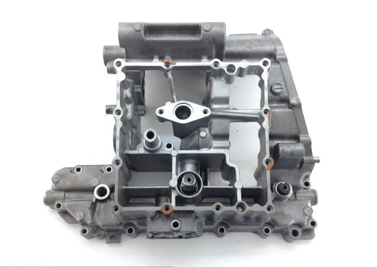 Upper Lower Center Cases Case 1998 Suzuki GSXR750 1407