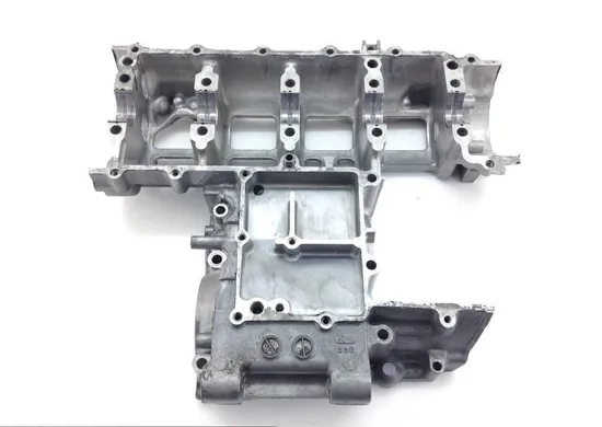 Upper Lower Center Cases Case 1998 Suzuki GSXR750 1407