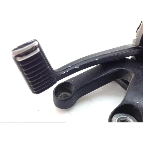 Right Rearset Brake Bracket Foot Peg 1998 Suzuki GSXR750 1407 x 17