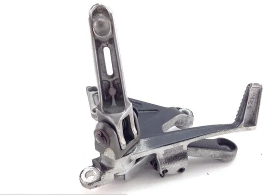 Right Rearset Brake Bracket Foot Peg 1998 Suzuki GSXR750 1407 x