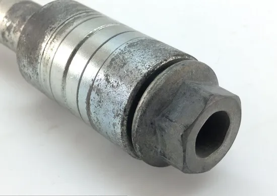 Front Wheel Axle 2001 Yamaha V Star 1100 XVS1100A Classic 1408A