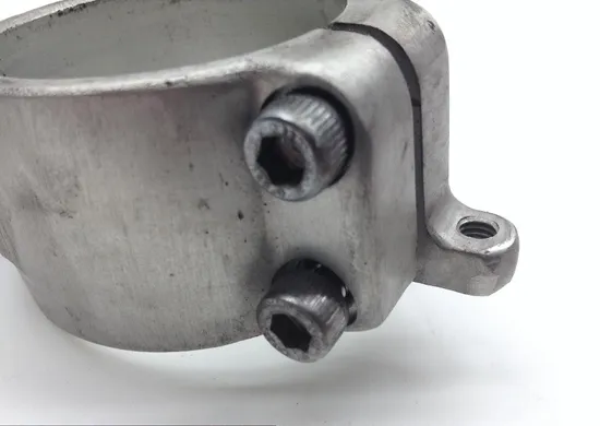 Right Clip-On Clip Side Handle Bar 2002 Yamaha YZF R1 1470A