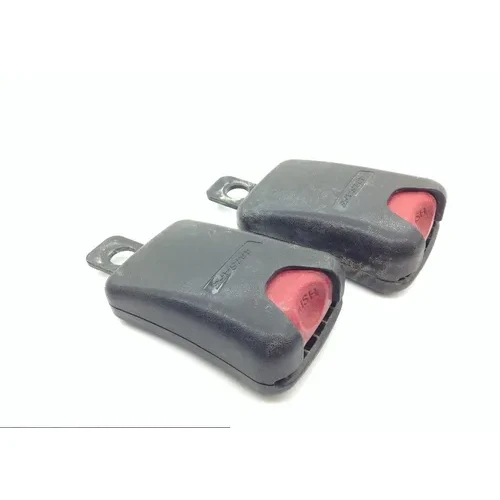 Safety Net Latches From 2012 Can Am Commander 1000 3