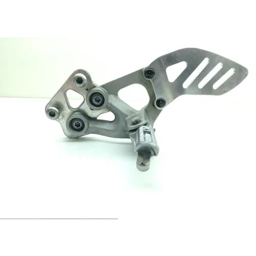 Left Side Rearset Bracket 2006 Suzuki GSXR750 1493 9