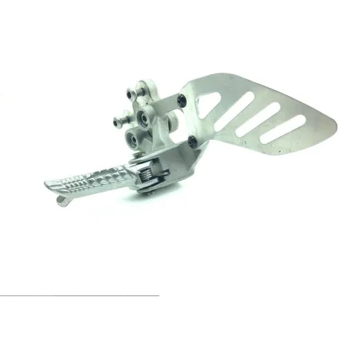Left Side Rearset Bracket 2006 Suzuki GSXR750 1493 11