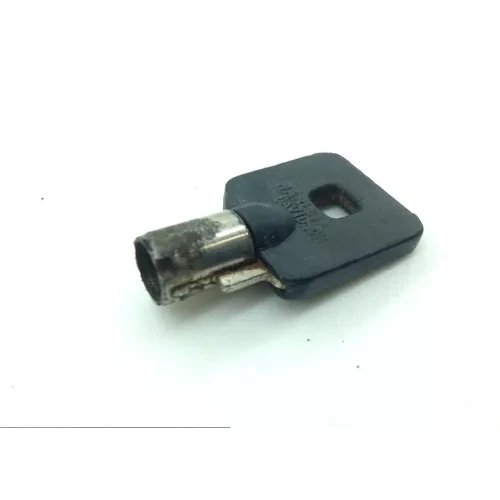 Ignition Key Switch 2007 Harley-Davidson Softail Standard FXST 1512 5
