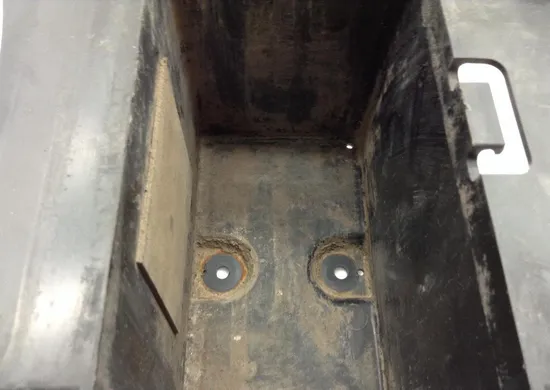 Battery Tray 2000 Kawasaki Vulcan 1500 VN1500E Classic 1519 x