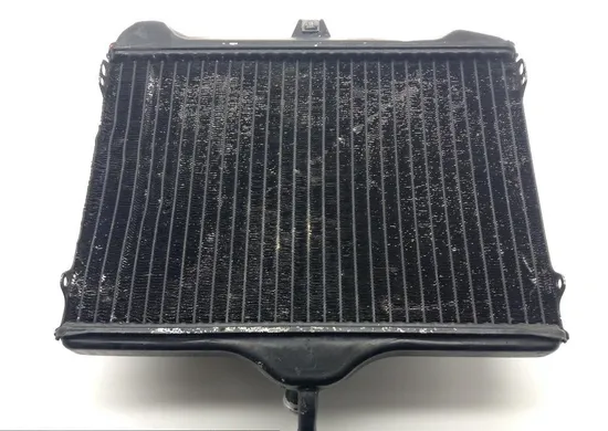 Radiator Cooling Front Fluid with Fan 1998 Yamaha Vmax 1200 VMX1200 1490A x