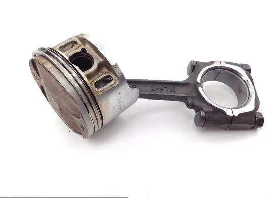 Engine Piston Connecting Rod Set from 1994 Honda 750 Magna