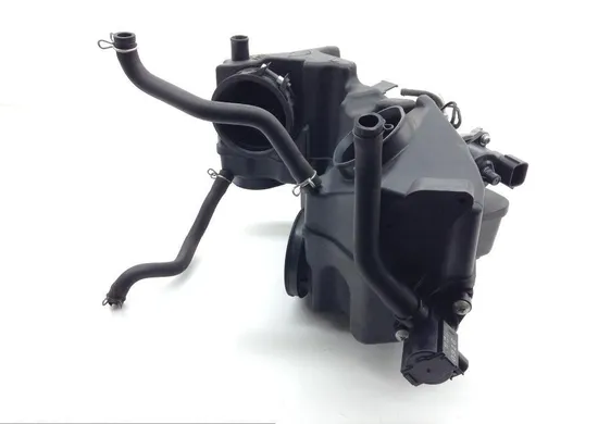 Air Intake 2008 Suzuki Boulevard C109R 1505