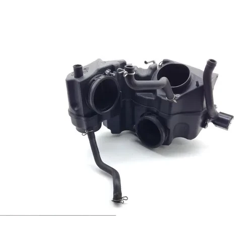 Air Intake 2008 Suzuki Boulevard C109R 1505 7