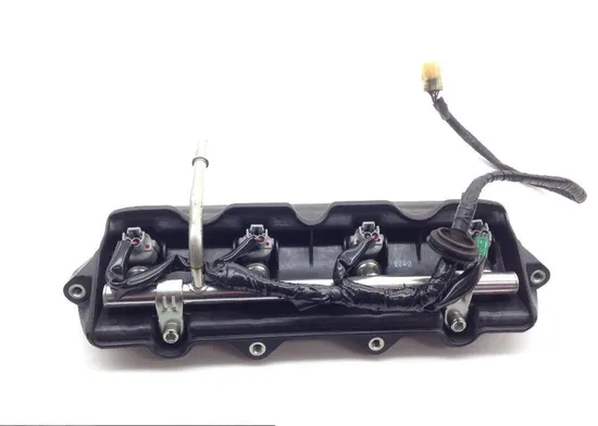 Engine Fuel Priming Rail 2006 Yamaha YZF R6 1513A