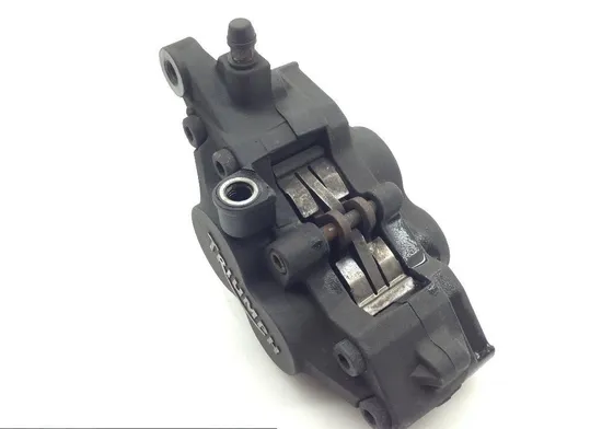 Left Right Front Brake Calipers Pads Set 2006 Triumph Sprint ST ABS 1491