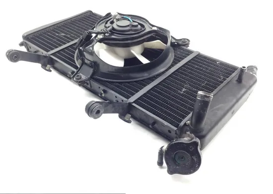 Radiator Cooling Front Fluid with Fan 2006 Triumph Sprint ST ABS 1445