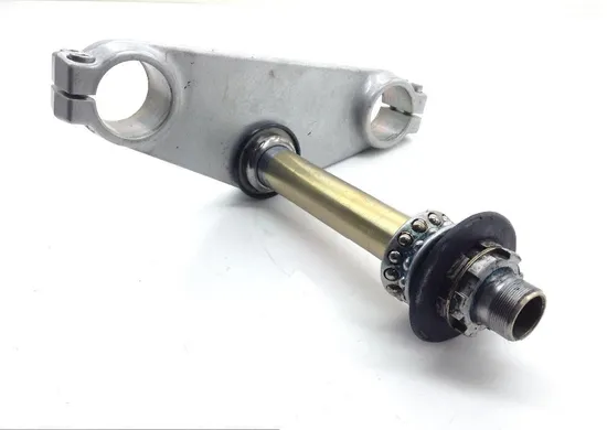 Lower Triple Tree Bottom Fork Clamp Shaft 2006 Triumph Sprint ST ABS 1445
