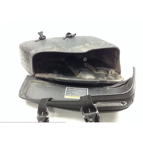 Saddlebags 2002 Harley-Davidson Electra Glide Police EFI FLHTPI 1461 x 11